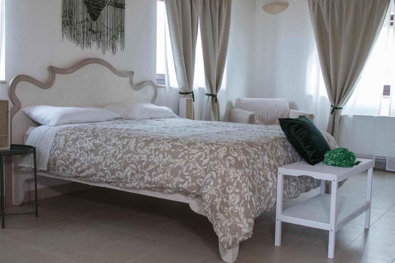 Ych-Le Grotte Di Sileno Bed & Breakfast Castellaneta Luaran gambar